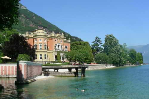 lake-garda-villa-gargnano.jpg