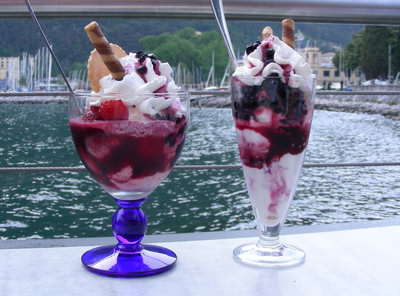 Having ice cream by the lakeside is the way to go!
