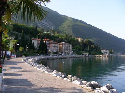 There are some ideal lakeside paths to run on There are some ideal lakeside paths to run on