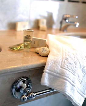 Why not be pampered...it's your holiday so enjoy it! Why not be pampered...it's your holiday so enjoy it!
